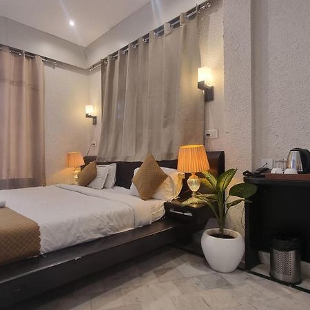 רישיקש Around Stays-Prana Wellness Resort מראה חיצוני תמונה