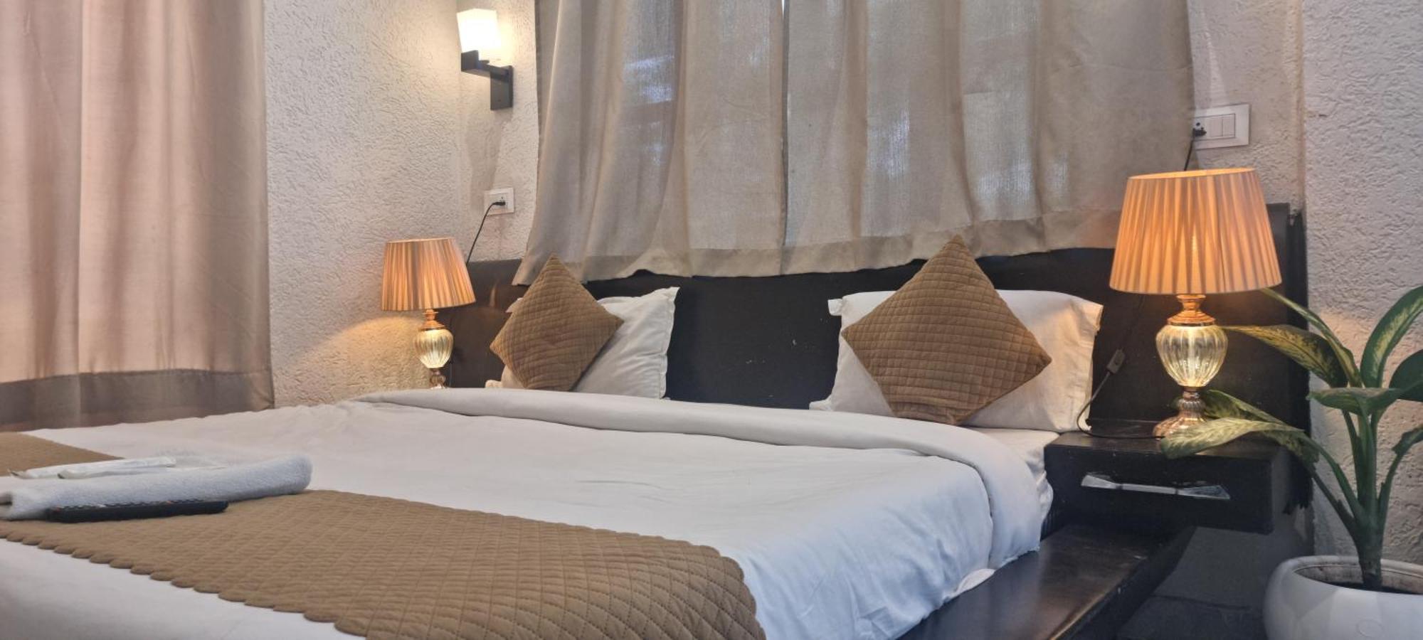 רישיקש Around Stays-Prana Wellness Resort מראה חיצוני תמונה