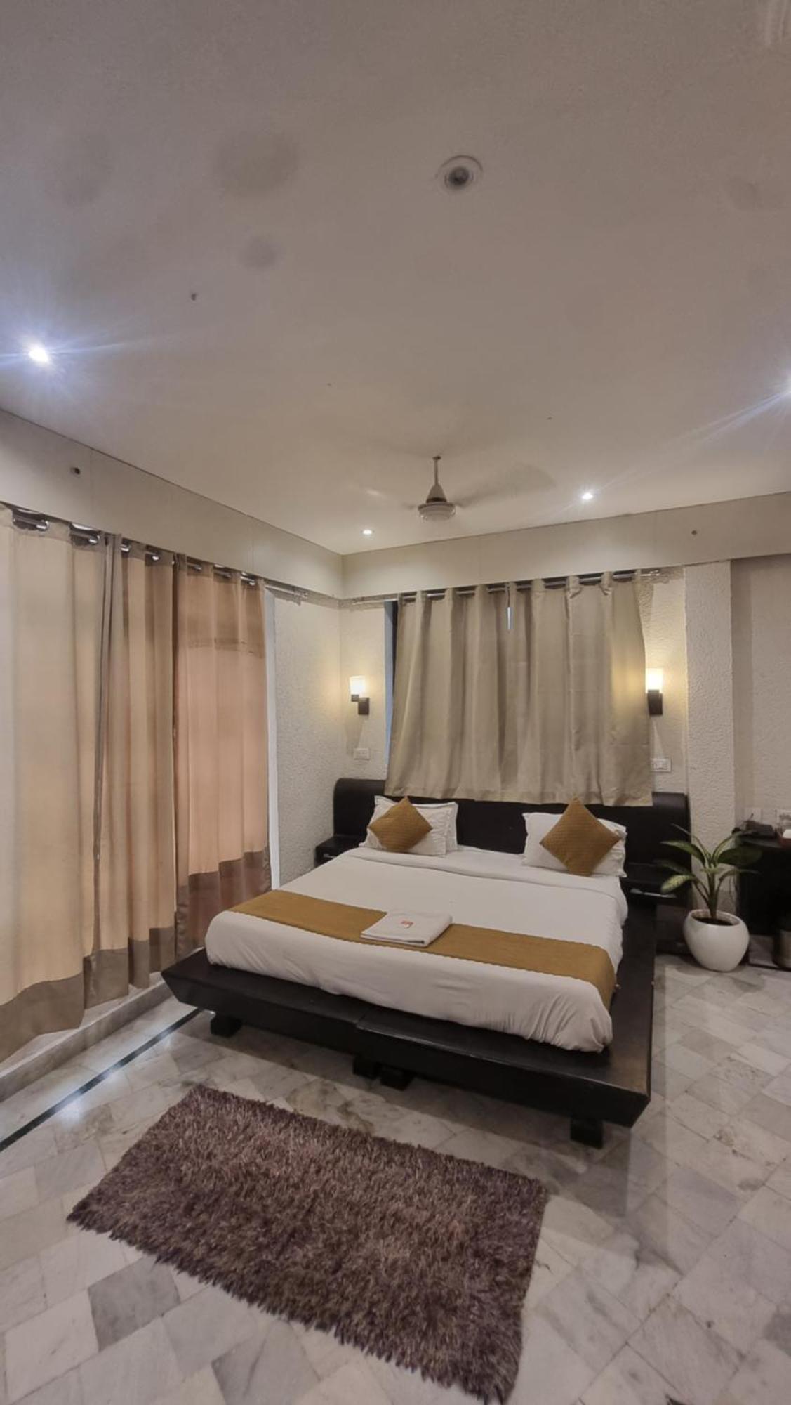 רישיקש Around Stays-Prana Wellness Resort מראה חיצוני תמונה