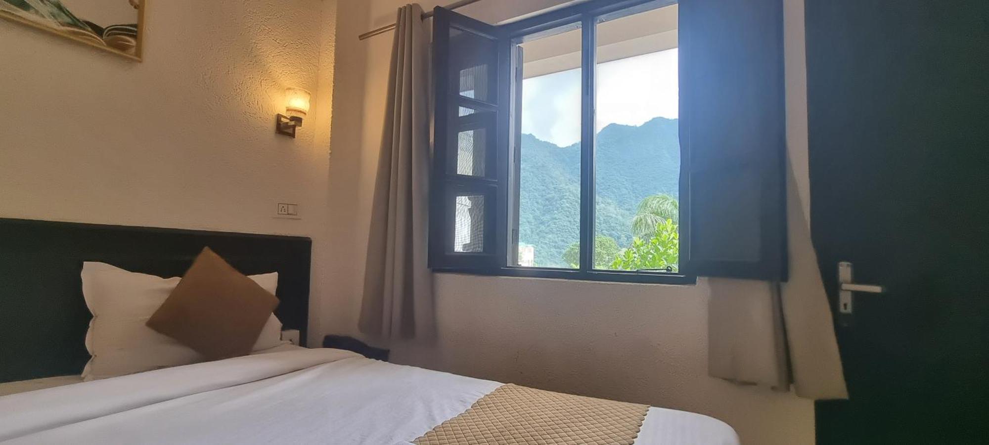 רישיקש Around Stays-Prana Wellness Resort מראה חיצוני תמונה